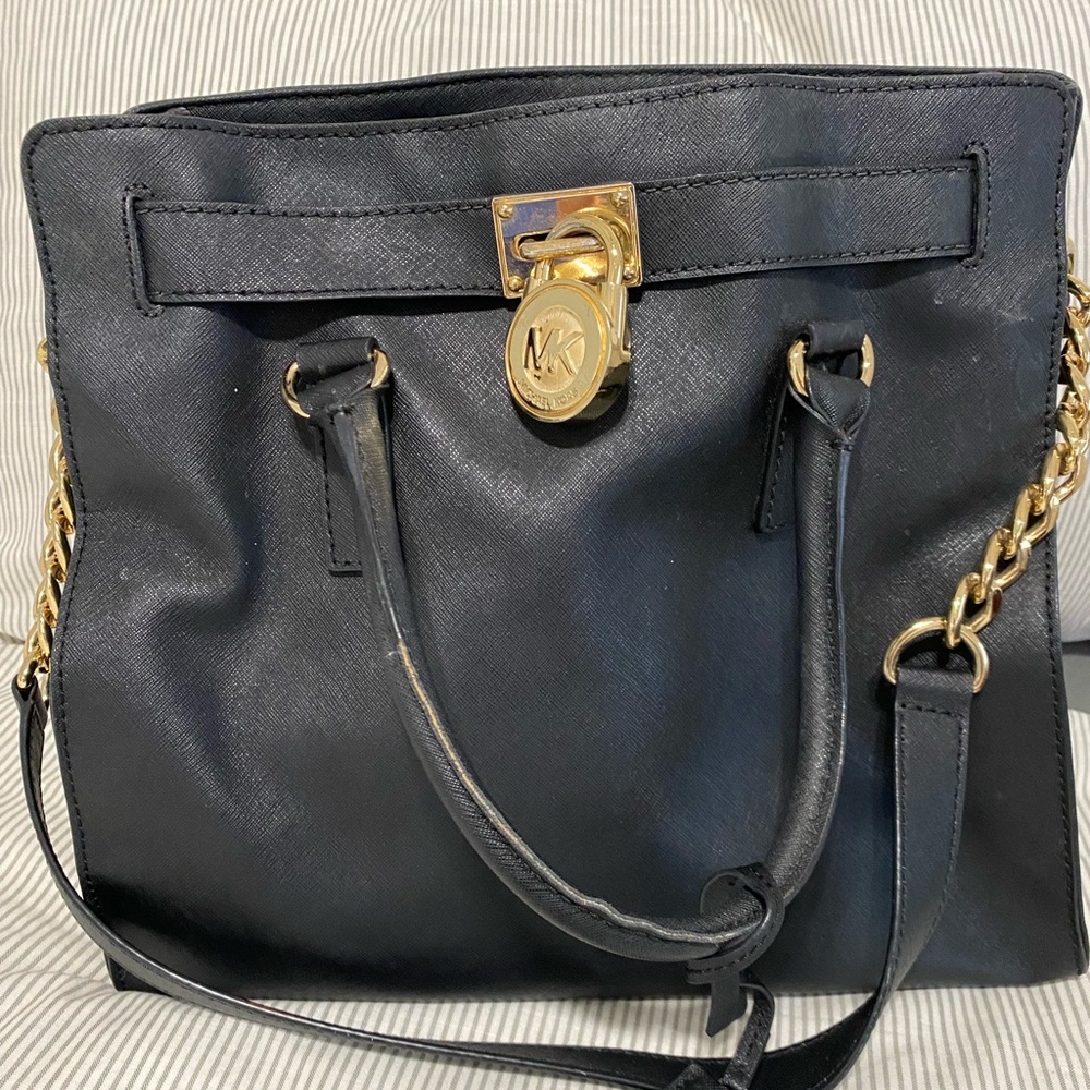 Michael Kors- large Hamilton collection hand bag